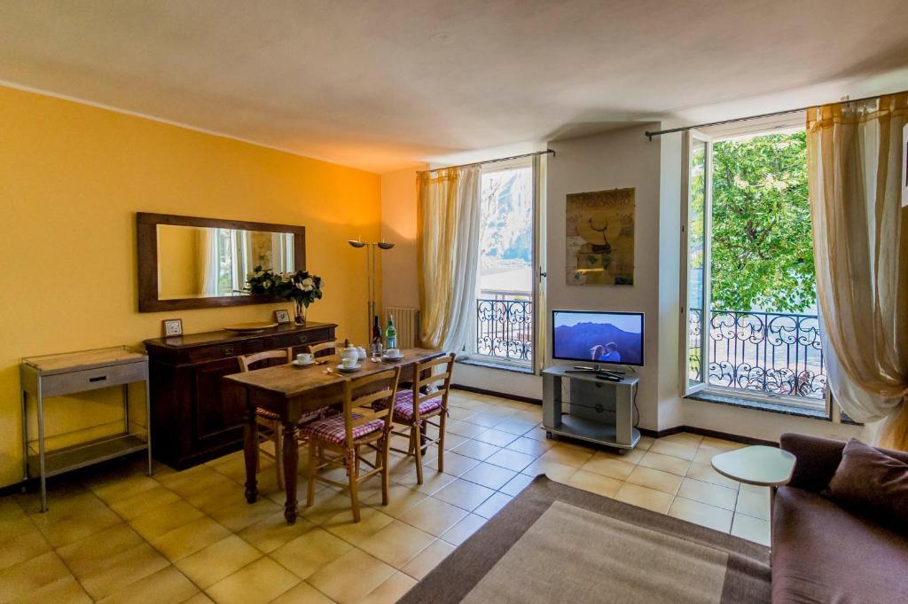 Ferienwohnung Le Residenze Del Conte Agudio Malgrate Zimmer foto